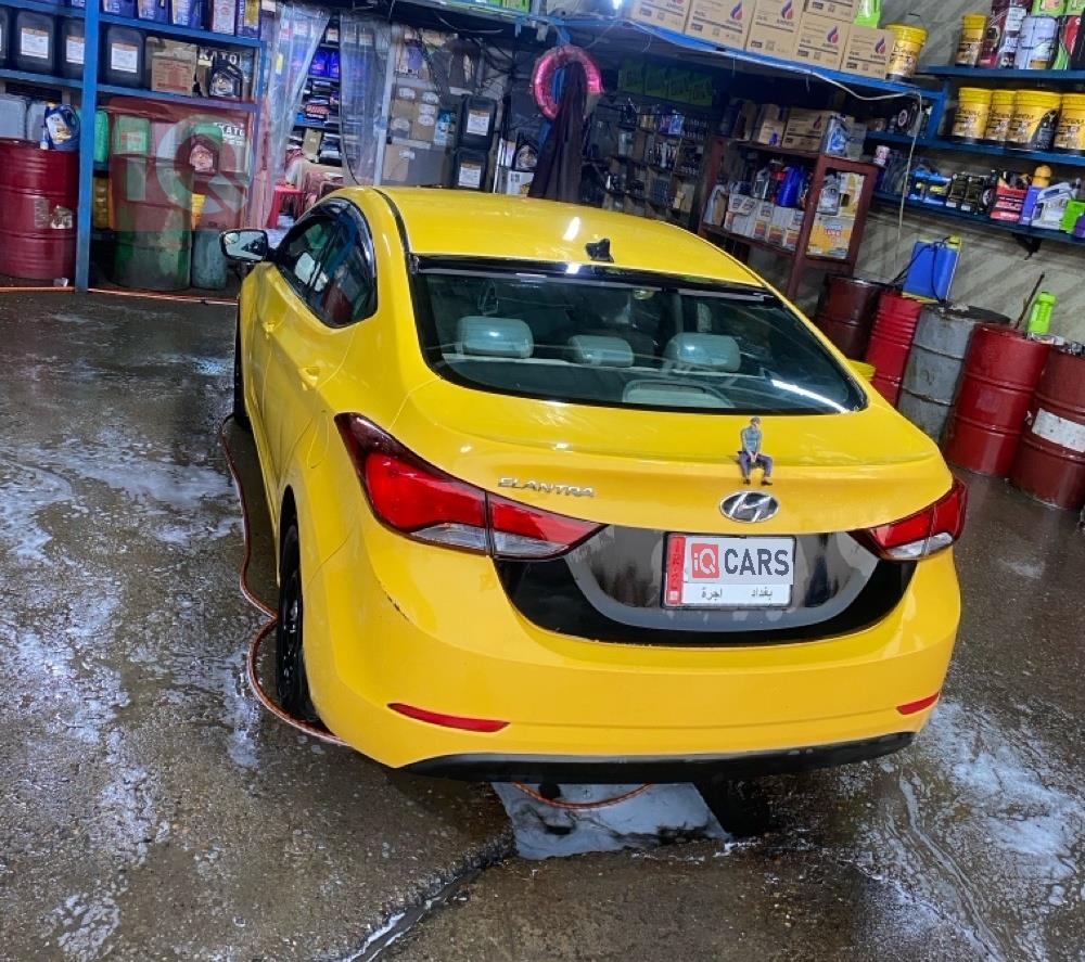 هیوندای ئەلەنترا